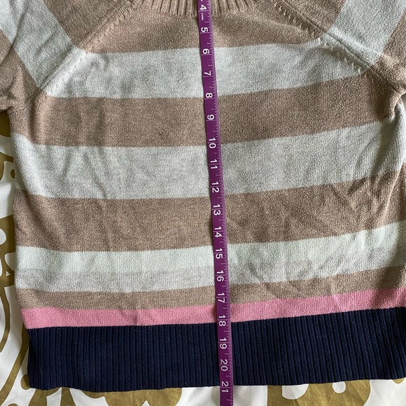 Gap Striped Sweater - Picture 3 of 8